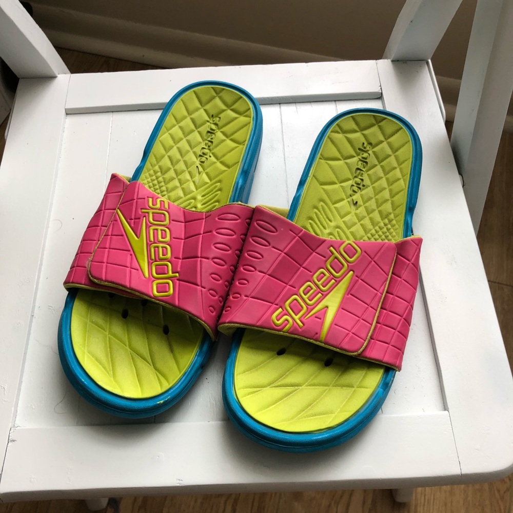⭐️ Speedo slides